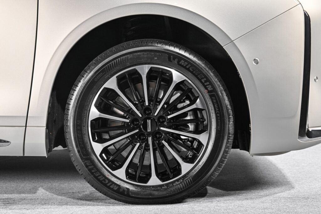 1240_2025112410565539