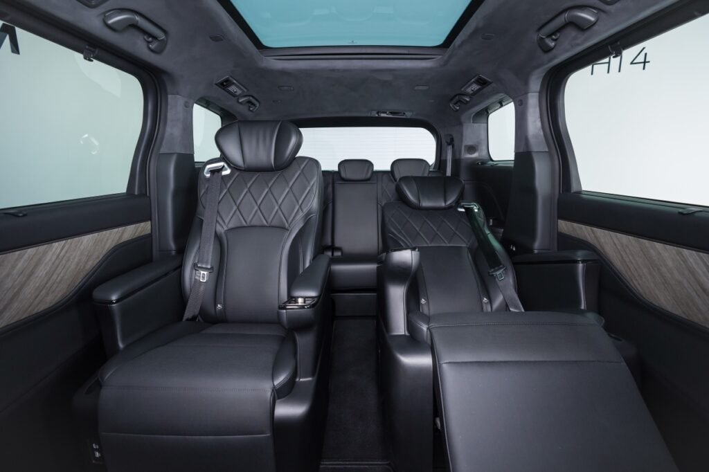 1240_2025112411042115